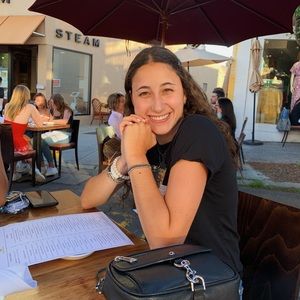 Meet your Posher, Sarah